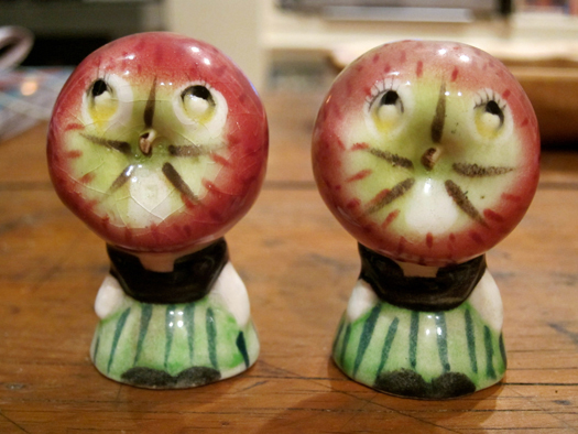 Gail Anderson’s Collection of Salt and Pepper Shakers: Slideshow: Slide 2