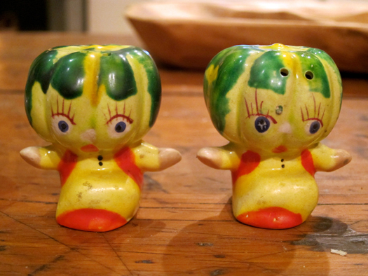 Gail Anderson’s Collection of Salt and Pepper Shakers: Slideshow: Slide 21